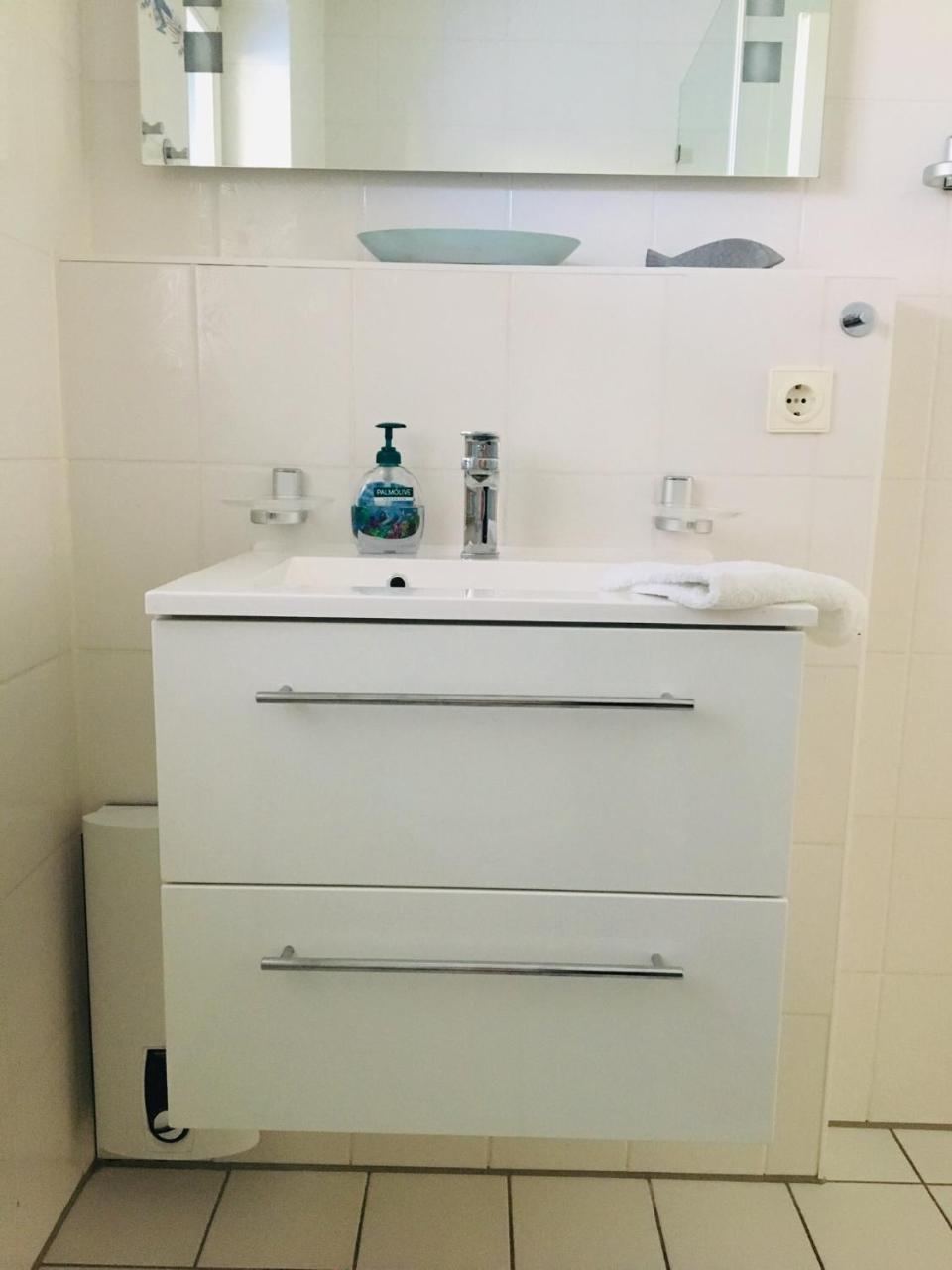 Ferienwohnung Schwalbe Wieck/Darss Exterior foto
